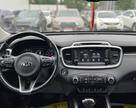 Черный Киа Соренто, объемом двигателя 2.4 л и пробегом 115 тыс. км за 17700 $, фото 12 на Automoto.ua