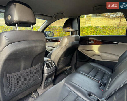 Черный Киа Соренто, объемом двигателя 2.4 л и пробегом 173 тыс. км за 16490 $, фото 27 на Automoto.ua