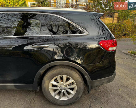 Черный Киа Соренто, объемом двигателя 2.4 л и пробегом 173 тыс. км за 16490 $, фото 7 на Automoto.ua