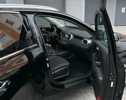 Черный Киа Соренто, объемом двигателя 2.36 л и пробегом 99 тыс. км за 16450 $, фото 11 на Automoto.ua