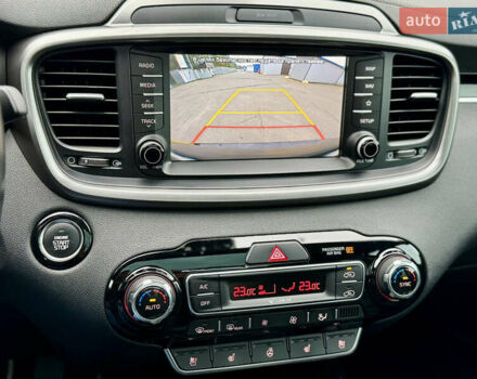 Черный Киа Соренто, объемом двигателя 2.2 л и пробегом 165 тыс. км за 25700 $, фото 31 на Automoto.ua