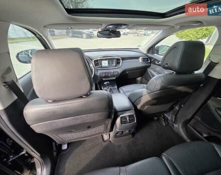 Чорний Кіа Соренто, об'ємом двигуна 2.2 л та пробігом 123 тис. км за 24950 $, фото 74 на Automoto.ua