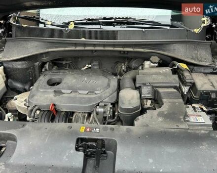 Черный Киа Соренто, объемом двигателя 2.36 л и пробегом 167 тыс. км за 14500 $, фото 6 на Automoto.ua