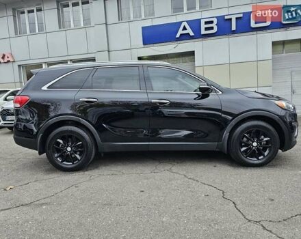 Черный Киа Соренто, объемом двигателя 0 л и пробегом 144 тыс. км за 16700 $, фото 7 на Automoto.ua