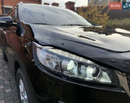 Чорний Кіа Соренто, об'ємом двигуна 2.2 л та пробігом 147 тис. км за 22700 $, фото 76 на Automoto.ua
