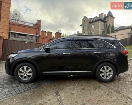 Чорний Кіа Соренто, об'ємом двигуна 2.2 л та пробігом 147 тис. км за 22700 $, фото 3 на Automoto.ua