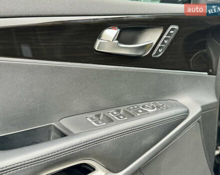 Черный Киа Соренто, объемом двигателя 2.2 л и пробегом 165 тыс. км за 25700 $, фото 28 на Automoto.ua