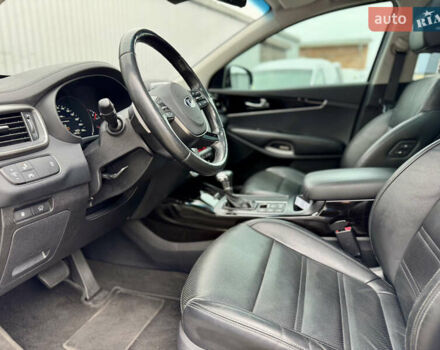 Черный Киа Соренто, объемом двигателя 2.2 л и пробегом 165 тыс. км за 25700 $, фото 34 на Automoto.ua