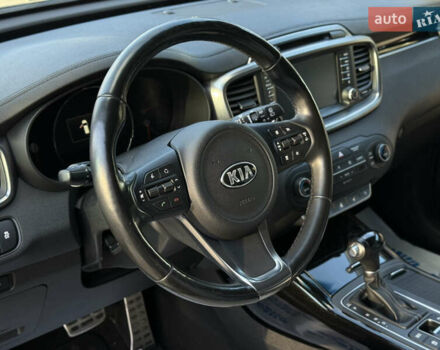 Черный Киа Соренто, объемом двигателя 2.2 л и пробегом 162 тыс. км за 24700 $, фото 16 на Automoto.ua
