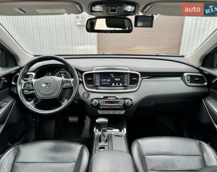 Черный Киа Соренто, объемом двигателя 2.2 л и пробегом 165 тыс. км за 25700 $, фото 25 на Automoto.ua
