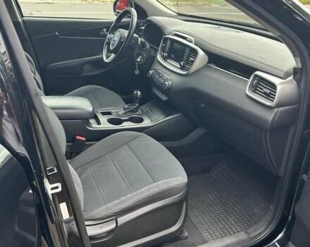 Черный Киа Соренто, объемом двигателя 2.36 л и пробегом 167 тыс. км за 14500 $, фото 7 на Automoto.ua