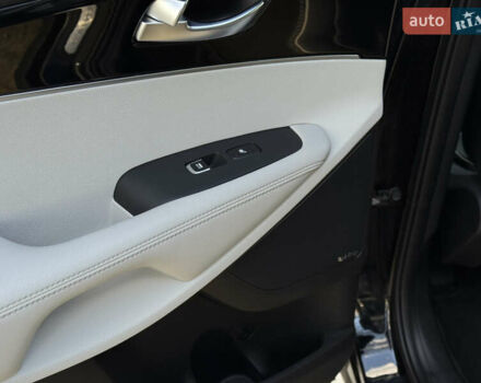 Черный Киа Соренто, объемом двигателя 2.2 л и пробегом 162 тыс. км за 24700 $, фото 23 на Automoto.ua