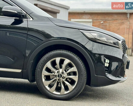 Черный Киа Соренто, объемом двигателя 2.2 л и пробегом 165 тыс. км за 25700 $, фото 6 на Automoto.ua