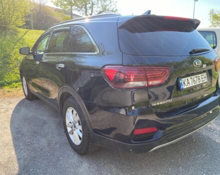 Чорний Кіа Соренто, об'ємом двигуна 2.4 л та пробігом 110 тис. км за 19000 $, фото 10 на Automoto.ua
