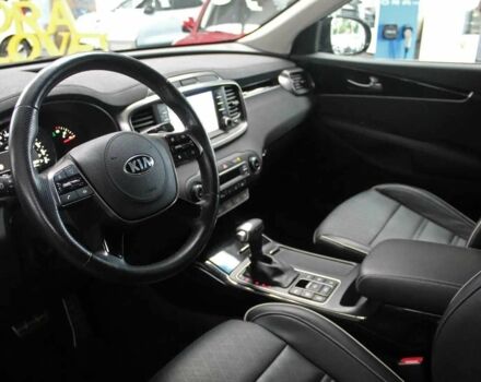 Чорний Кіа Соренто, об'ємом двигуна 2.2 л та пробігом 74 тис. км за 17700 $, фото 4 на Automoto.ua