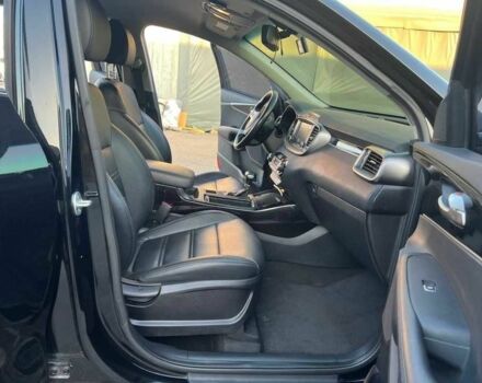 Черный Киа Соренто, объемом двигателя 2 л и пробегом 52 тыс. км за 18547 $, фото 11 на Automoto.ua