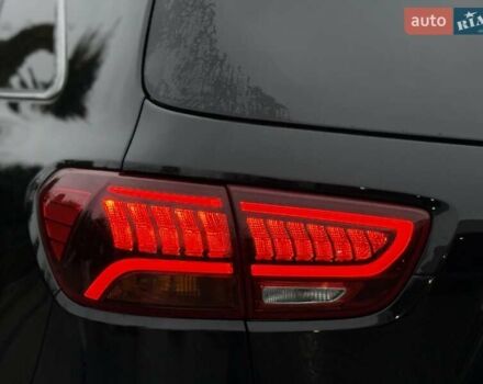 Черный Киа Соренто, объемом двигателя 2.2 л и пробегом 120 тыс. км за 23300 $, фото 10 на Automoto.ua