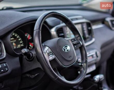Черный Киа Соренто, объемом двигателя 2.2 л и пробегом 195 тыс. км за 27500 $, фото 20 на Automoto.ua