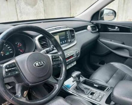 Чорний Кіа Соренто, об'ємом двигуна 2.2 л та пробігом 140 тис. км за 17800 $, фото 5 на Automoto.ua