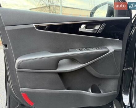 Кіа Соренто 2018 у Вінниці на Automoto.ua Чорний Кіа Соренто, об'ємом двигуна 2.2 л та пробігом 117 тис. км за 24800 $, фото 36 на Automoto.ua