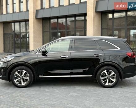 Кіа Соренто 2018 у Вінниці на Automoto.ua Чорний Кіа Соренто, об'ємом двигуна 2.2 л та пробігом 117 тис. км за 24800 $, фото 5 на Automoto.ua