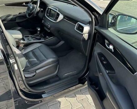 Киа Соренто 2018 в Коломые на Automoto.ua Черный Киа Соренто, объемом двигателя 2.4 л и пробегом 69 тыс. км за 18888 $, фото 8 на Automoto.ua