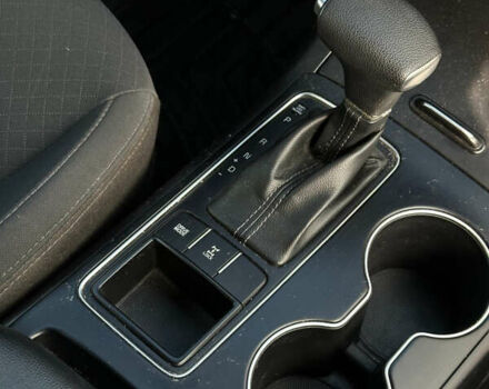 Черный Киа Соренто, объемом двигателя 3.34 л и пробегом 110 тыс. км за 19999 $, фото 22 на Automoto.ua