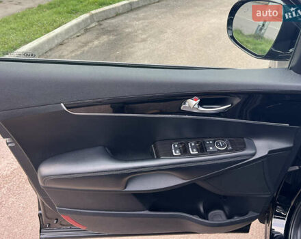 Черный Киа Соренто, объемом двигателя 2.36 л и пробегом 100 тыс. км за 16850 $, фото 34 на Automoto.ua