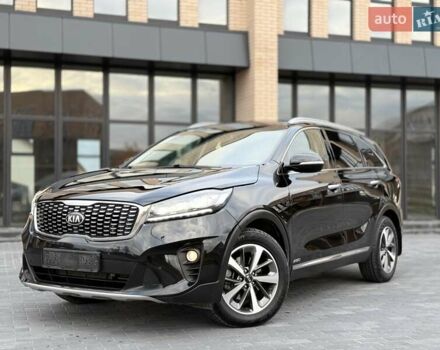 Кіа Соренто 2018 у Вінниці на Automoto.ua Чорний Кіа Соренто, об'ємом двигуна 2.2 л та пробігом 117 тис. км за 24800 $, фото 17 на Automoto.ua