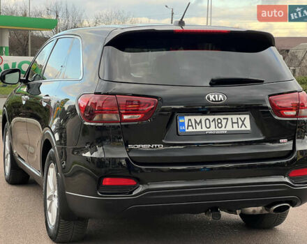Черный Киа Соренто, объемом двигателя 2.36 л и пробегом 100 тыс. км за 16850 $, фото 6 на Automoto.ua