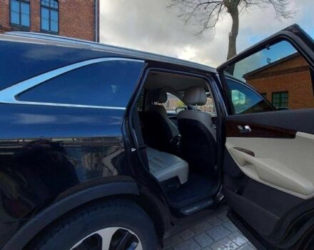 Черный Киа Соренто, объемом двигателя 2.4 л и пробегом 110 тыс. км за 12000 $, фото 12 на Automoto.ua