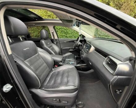 Киа Соренто 2018 в Хмельницком на Automoto.ua Черный Киа Соренто, объемом двигателя 2 л и пробегом 31 тыс. км за 10800 $, фото 7 на Automoto.ua