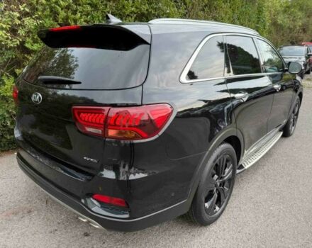 Киа Соренто 2018 в Хмельницком на Automoto.ua Черный Киа Соренто, объемом двигателя 2 л и пробегом 31 тыс. км за 10800 $, фото 4 на Automoto.ua