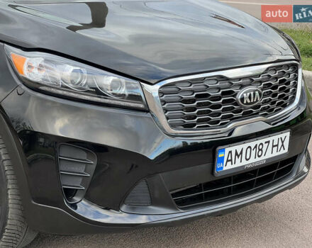 Черный Киа Соренто, объемом двигателя 2.36 л и пробегом 100 тыс. км за 16850 $, фото 14 на Automoto.ua