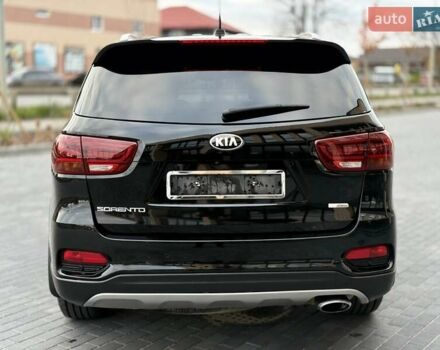 Кіа Соренто 2018 у Вінниці на Automoto.ua Чорний Кіа Соренто, об'ємом двигуна 2.2 л та пробігом 117 тис. км за 24800 $, фото 8 на Automoto.ua