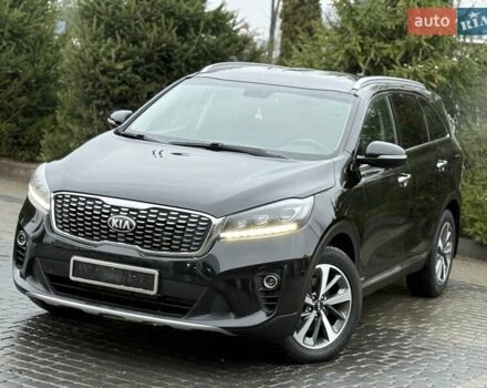 Черный Киа Соренто, объемом двигателя 2.2 л и пробегом 120 тыс. км за 23300 $, фото 2 на Automoto.ua
