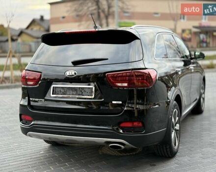 Кіа Соренто 2018 у Вінниці на Automoto.ua Чорний Кіа Соренто, об'ємом двигуна 2.2 л та пробігом 117 тис. км за 24800 $, фото 7 на Automoto.ua
