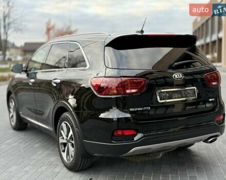Кіа Соренто 2018 у Вінниці на Automoto.ua Чорний Кіа Соренто, об'ємом двигуна 2.2 л та пробігом 117 тис. км за 24800 $, фото 9 на Automoto.ua