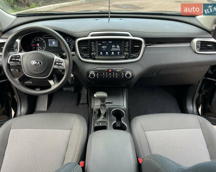 Черный Киа Соренто, объемом двигателя 2.36 л и пробегом 100 тыс. км за 16850 $, фото 43 на Automoto.ua