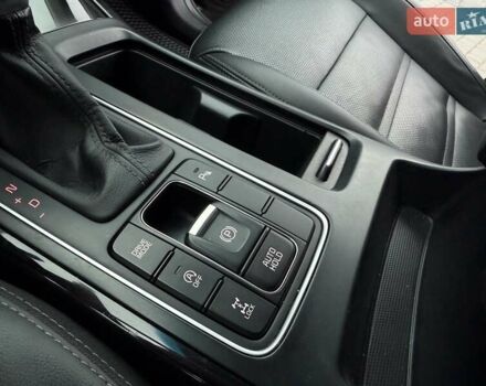 Черный Киа Соренто, объемом двигателя 2.2 л и пробегом 120 тыс. км за 23300 $, фото 16 на Automoto.ua