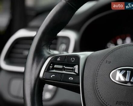 Черный Киа Соренто, объемом двигателя 2.2 л и пробегом 120 тыс. км за 23300 $, фото 19 на Automoto.ua