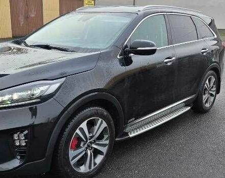 Чорний Кіа Соренто, об'ємом двигуна 2.2 л та пробігом 176 тис. км за 10800 $, фото 7 на Automoto.ua