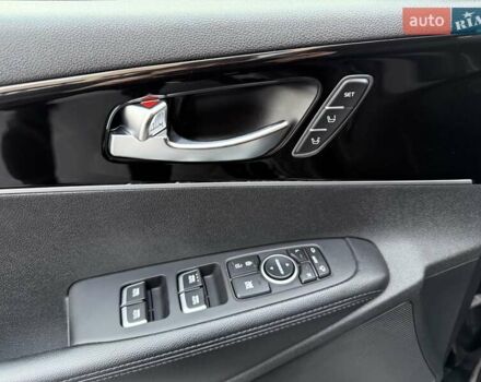 Кіа Соренто 2018 у Вінниці на Automoto.ua Чорний Кіа Соренто, об'ємом двигуна 2.2 л та пробігом 117 тис. км за 24800 $, фото 41 на Automoto.ua