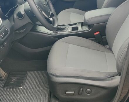 Чорний Кіа Соренто, об'ємом двигуна 2.4 л та пробігом 160 тис. км за 16900 $, фото 3 на Automoto.ua