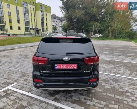 Черный Киа Соренто, объемом двигателя 2.4 л и пробегом 175 тыс. км за 16900 $, фото 8 на Automoto.ua