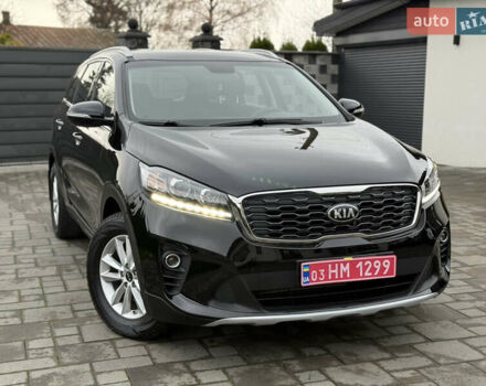 Черный Киа Соренто, объемом двигателя 2.2 л и пробегом 183 тыс. км за 22900 $, фото 3 на Automoto.ua