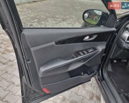 Черный Киа Соренто, объемом двигателя 2.4 л и пробегом 175 тыс. км за 16900 $, фото 18 на Automoto.ua