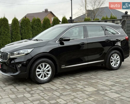 Черный Киа Соренто, объемом двигателя 2.2 л и пробегом 183 тыс. км за 22900 $, фото 5 на Automoto.ua