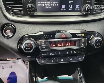 Чорний Кіа Соренто, об'ємом двигуна 2 л та пробігом 103 тис. км за 14700 $, фото 10 на Automoto.ua