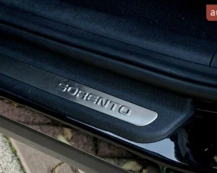 Чорний Кіа Соренто, об'ємом двигуна 2.2 л та пробігом 134 тис. км за 29999 $, фото 53 на Automoto.ua